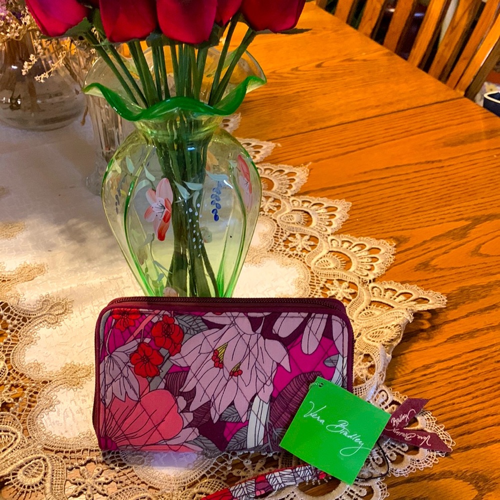 Vera Bradley grab and go wristlet
